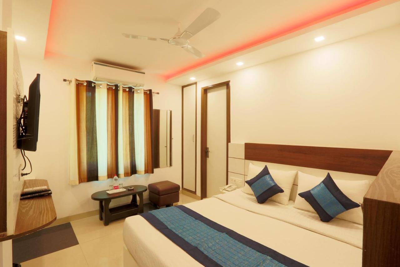 Hotel Ark Suites At Delhi Airport New Delhi Exterior photo